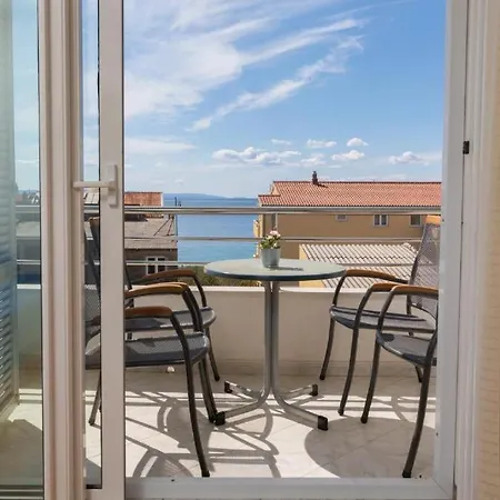 Vela アパート Tučepi